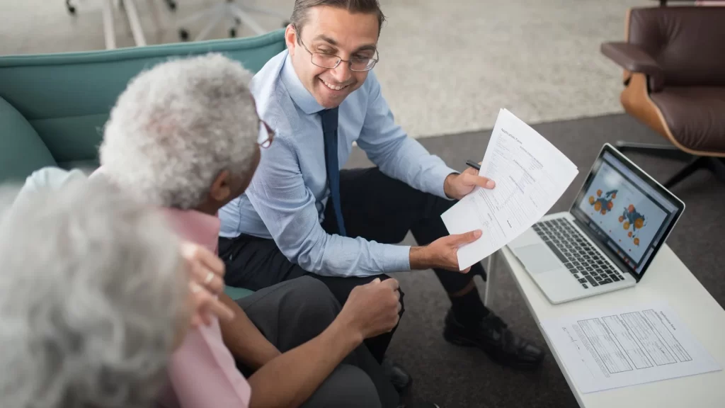 An SEO professional explaining the worth of local SEO services to an accountant